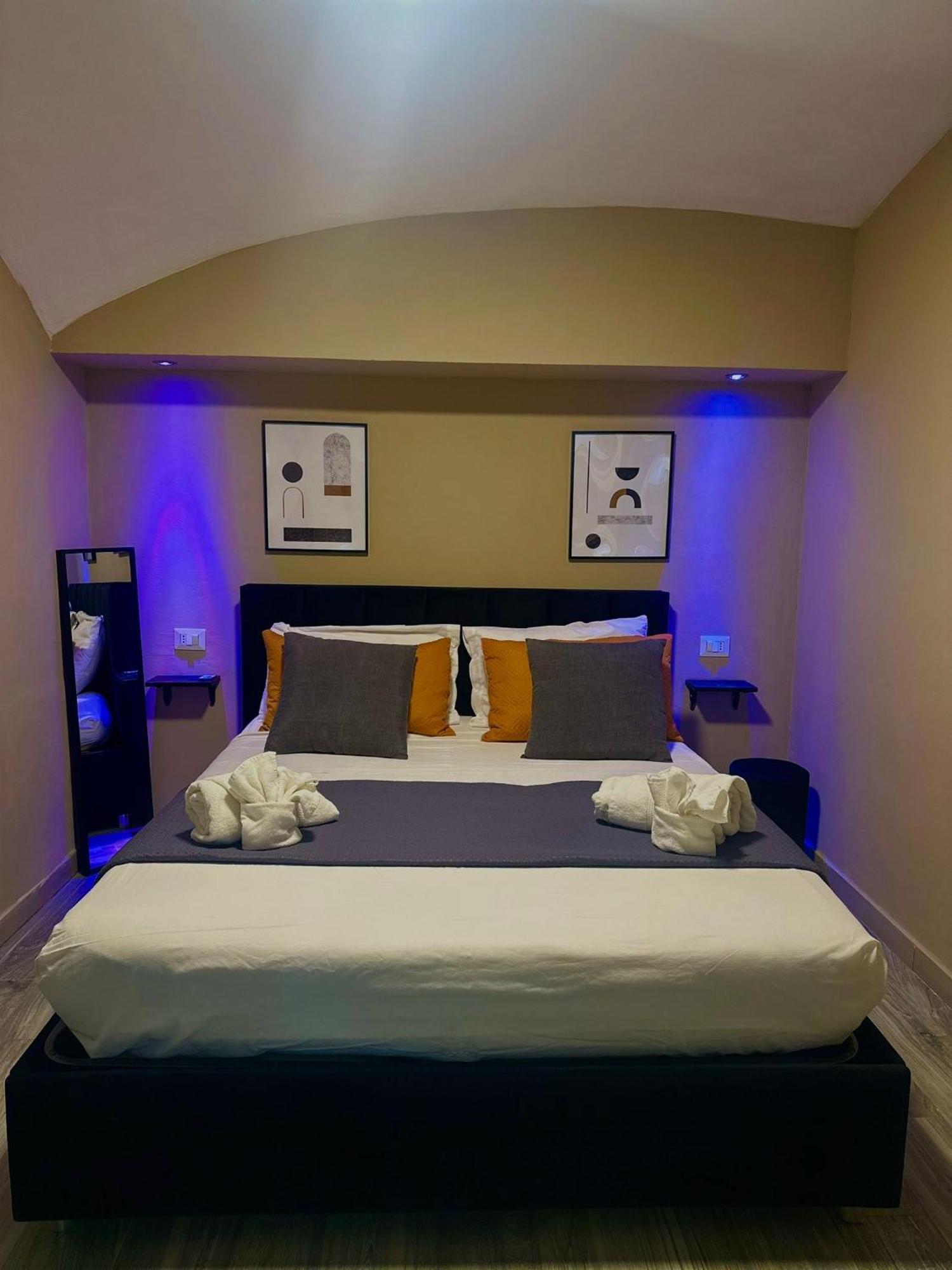 Pendino Rooms Naples Chambre photo